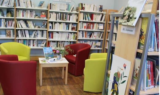 La médiathèque actrice de l'animation culturelle locale La médiathèque actrice de l'animation culturelle locale